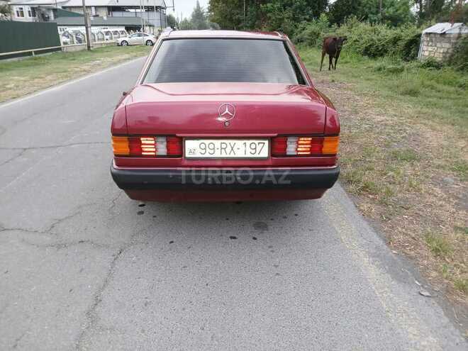 Mercedes 190 1990, 254,880 km - 2.0 l - Qax