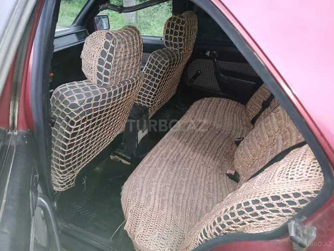 Mercedes 190 1990, 254,880 km - 2.0 l - Qax