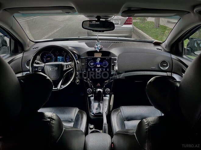 Chevrolet Cruze 2015, 185,000 km - 1.4 л - Yevlax