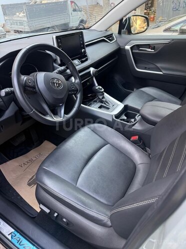 Toyota RAV4 2021, 61,852 km - 2.0 l - Bakı