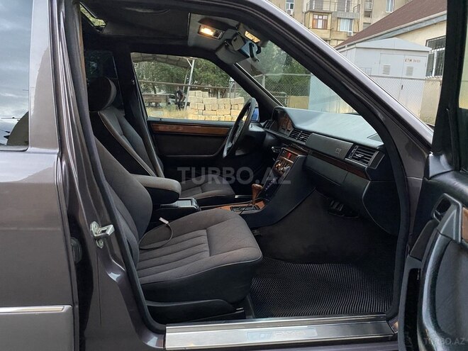 Mercedes E 220 1994, 500,000 km - 2.2 l - Bakı