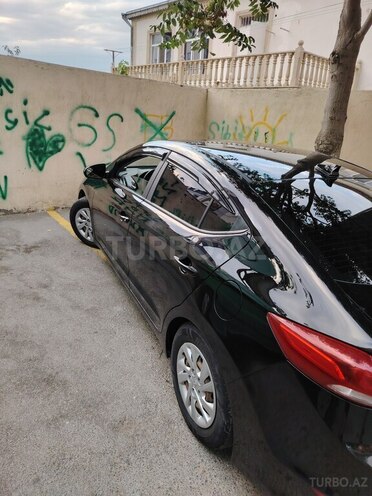 Hyundai Elantra 2017, 160,934 km - 2.0 l - Bakı
