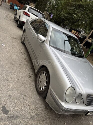 Mercedes E 240 1999, 280,962 km - 2.4 l - Bakı