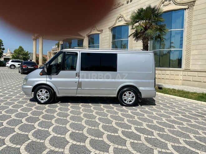 Ford Transit 2002, 350,000 km - 2.0 l - Samux