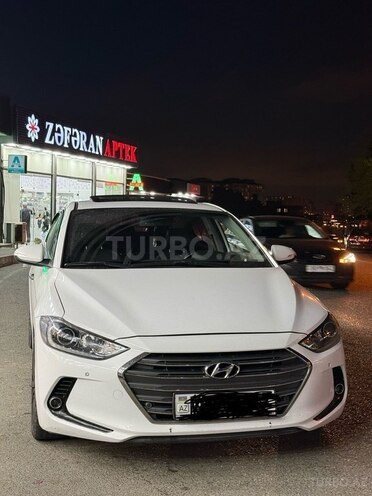Hyundai Avante 2016, 233,000 km - 1.6 л - Bakı