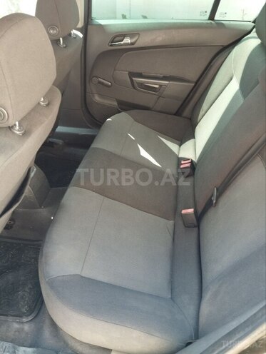 Opel Astra 2006, 240,000 km - 1.4 l - Bakı