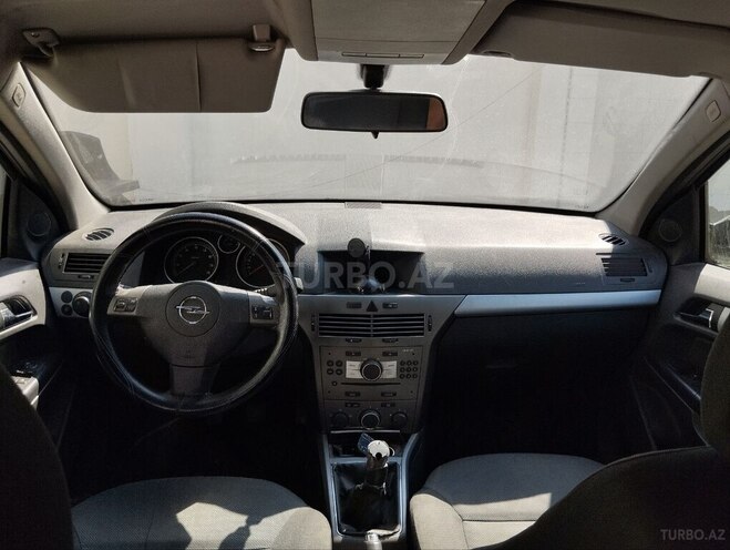 Opel Astra 2006, 240,000 km - 1.4 l - Bakı