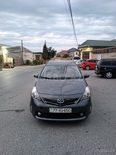 Toyota Prius V 2012, 305,609 km - 1.8 л - Bakı