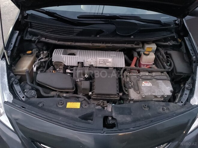Toyota Prius V 2012, 305,609 km - 1.8 л - Bakı