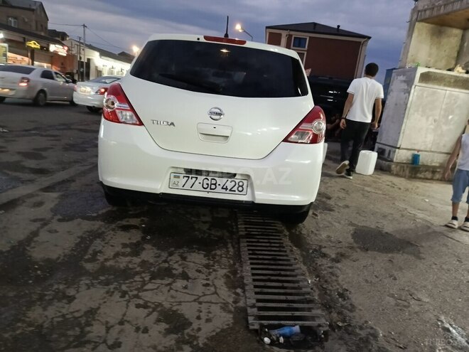 Nissan Tiida 2011, 150,000 km - 1.5 l - Bakı
