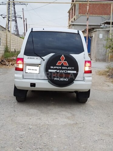 Mitsubishi Pajero io 2000, 327,000 km - 1.8 л - Bakı