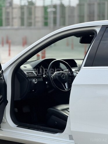 Mercedes E 220 2013, 219,635 km - 2.1 l - Bakı