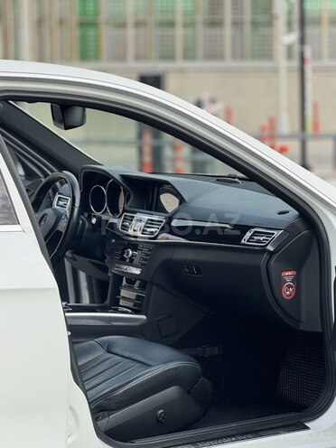 Mercedes E 220 2013, 219,635 km - 2.1 l - Bakı