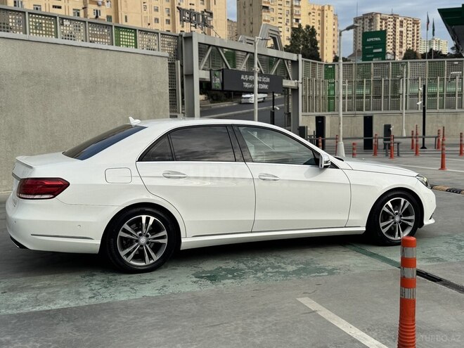 Mercedes E 220 2013, 219,635 km - 2.1 l - Bakı