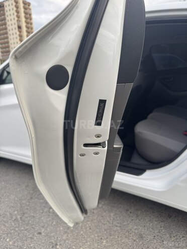 Hyundai Elantra 2015, 153,800 km - 1.8 l - Bakı