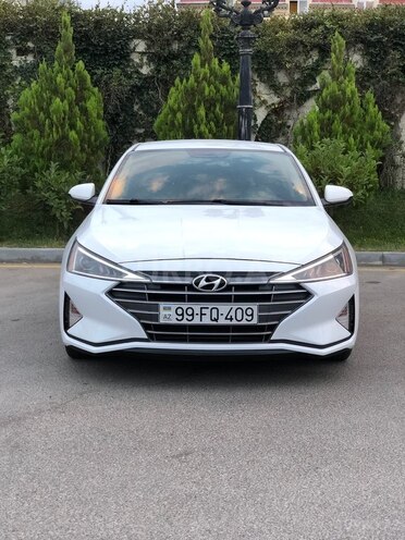 Hyundai Elantra 2019, 105,000 km - 2.0 л - Bakı