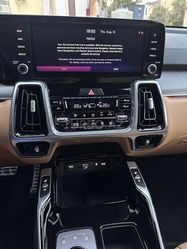 Kia Sorento 2023, 25,300 km - 1.6 l - Bakı