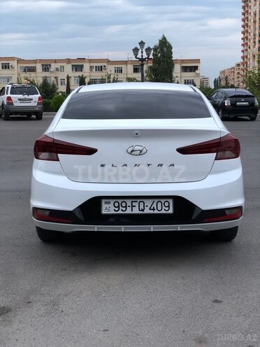 Hyundai Elantra 2019, 105,000 km - 2.0 л - Bakı