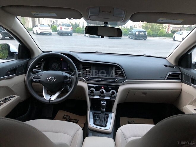 Hyundai Elantra 2019, 105,000 km - 2.0 л - Bakı