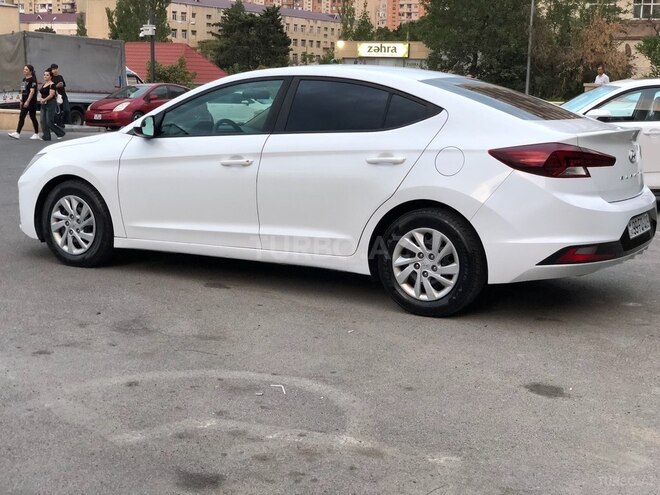 Hyundai Elantra 2019, 105,000 km - 2.0 л - Bakı