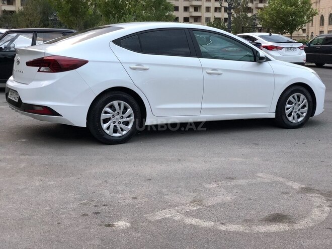 Hyundai Elantra 2019, 105,000 km - 2.0 л - Bakı