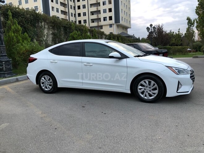 Hyundai Elantra 2019, 105,000 km - 2.0 л - Bakı