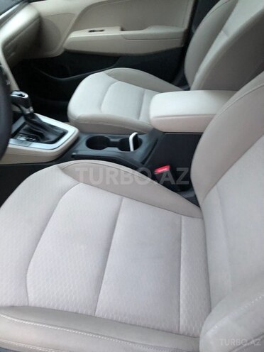 Hyundai Elantra 2019, 105,000 km - 2.0 л - Bakı
