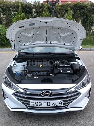 Hyundai Elantra 2019, 105,000 km - 2.0 л - Bakı