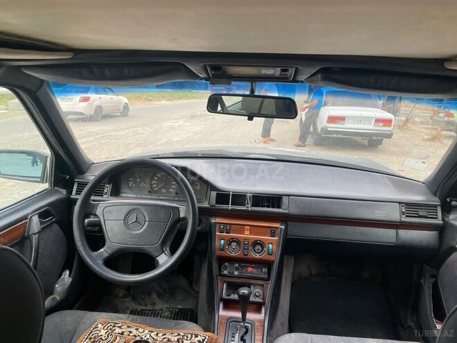 Mercedes E 220 1995, 554,300 km - 2.2 l - Bakı