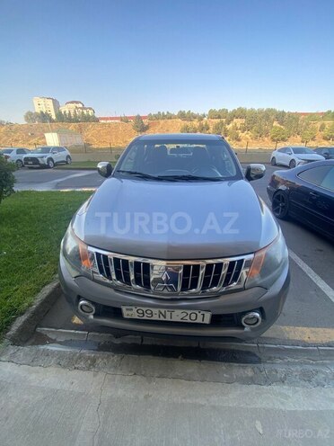 Mitsubishi L200 2017, 162,000 km - 2.4 л - Sumqayıt