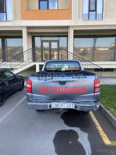 Mitsubishi L200 2017, 162,000 km - 2.4 л - Sumqayıt