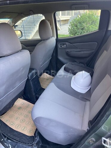 Mitsubishi L200 2017, 162,000 km - 2.4 л - Sumqayıt