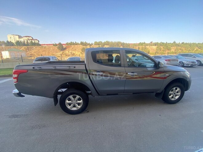 Mitsubishi L200 2017, 162,000 km - 2.4 л - Sumqayıt