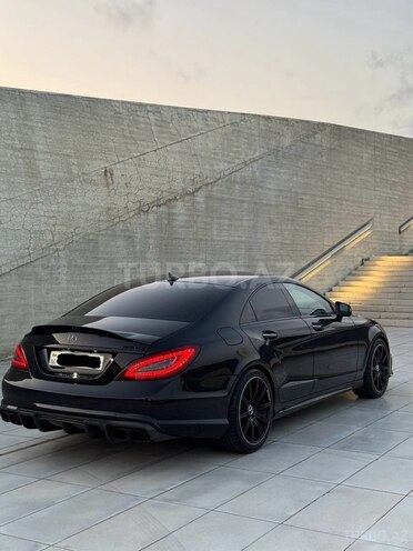 Mercedes CLS 400 2015, 80,000 km - 3.0 l - Bakı