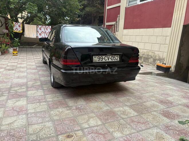 Mercedes C 220 2014, 100,000 km - 2.2 л - Bakı