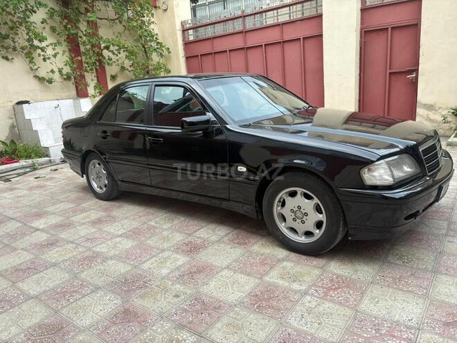 Mercedes C 220 2014, 100,000 km - 2.2 л - Bakı