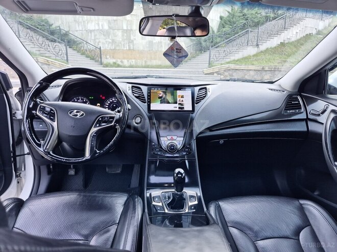 Hyundai Grandeur 2012, 227,500 km - 2.4 l - Tovuz