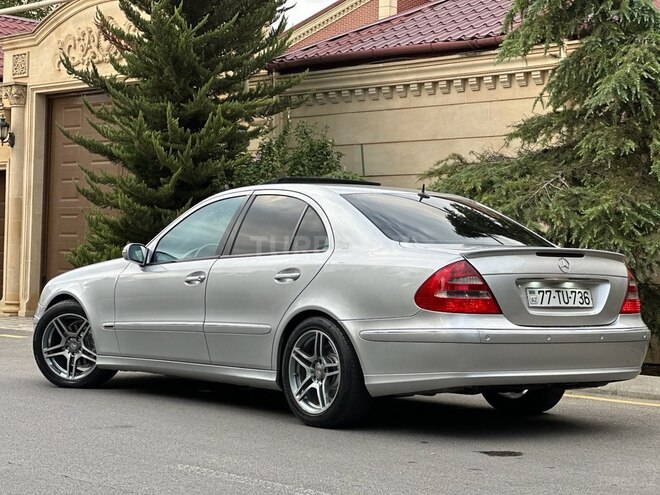 Mercedes E 240 2004, 279,500 km - 2.6 l - Bakı