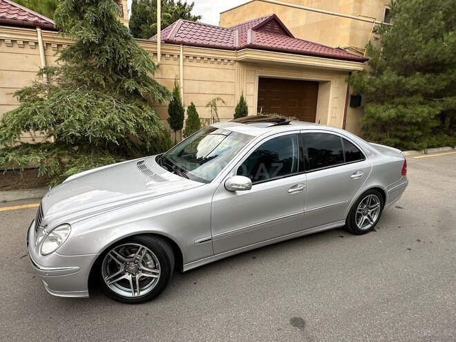 Mercedes E 240 2004, 279,500 km - 2.6 l - Bakı