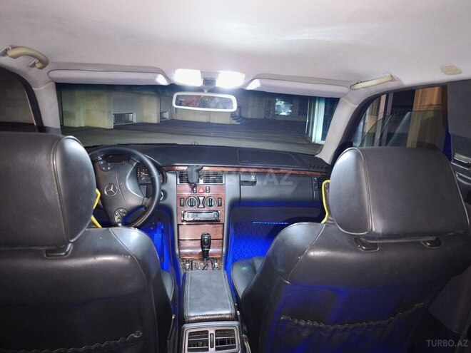 Mercedes E 220 2000, 376,000 km - 2.2 l - Sumqayıt