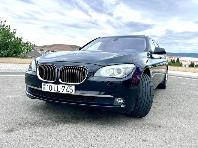 BMW  2009, 114,000 km - 4.4 l - Bakı