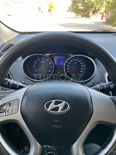 Hyundai ix35 2013, 140,000 km - 2.0 l - 
