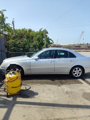 Mercedes E 270 2002, 170,000 km - 2.7 л - Bakı