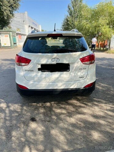 Hyundai ix35 2013, 140,000 km - 2.0 l - 