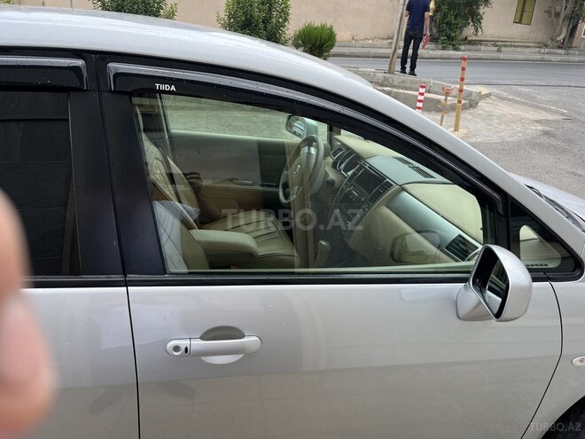 Nissan Tiida 2011, 184,395 km - 1.5 l - Bakı