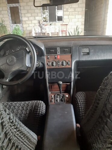 Mercedes C 180 1993, 200,000 km - 1.8 l - Göygöl
