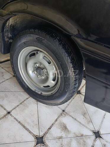 LADA (VAZ) 2115 2010, 255,000 km - 1.6 l - Şabran