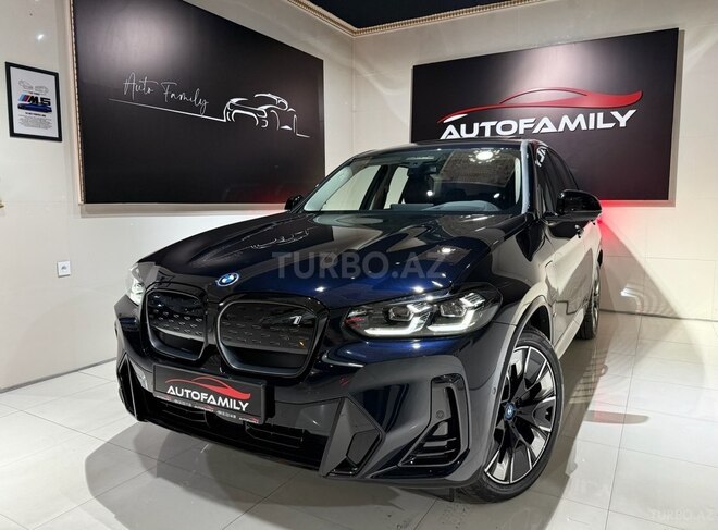 BMW iX3-1