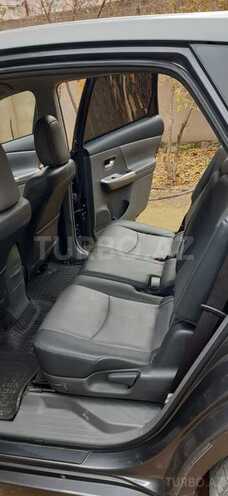 Toyota Prius V 2012, 239,000 km - 1.8 л - Bakı