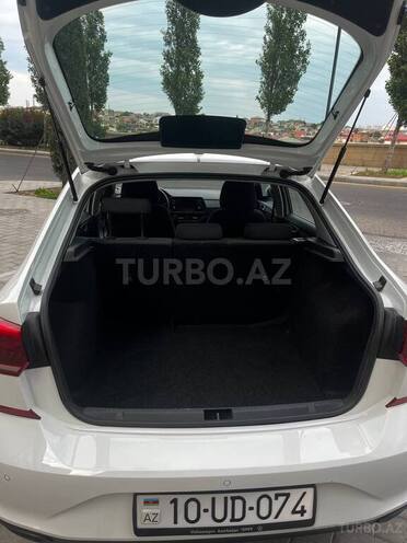 Volkswagen Polo 2021, 31,085 km - 1.6 л - Bakı